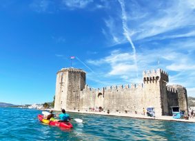 Meereskajak in der Umgebung von Trogir - Beste Meer Abenteuer in Trogir